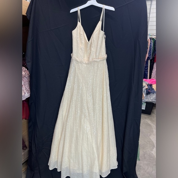 Mac Duggal Cream Sequin Gown - Picture 5 of 7